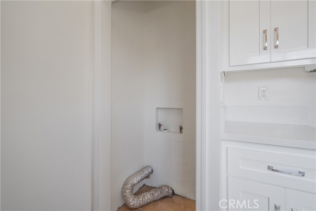 2653 Alice Street, Los Angeles CA: https://media.crmls.org/medias/07b7740a-a560-4bd9-bc46-80e739aa79a2.jpg