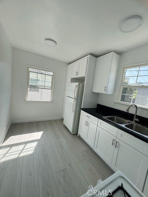 4147 1/2 Warner Boulevard, Burbank CA: https://media.crmls.org/medias/07b7c6ed-43e4-439f-bf71-03184f9fc0a7.jpg