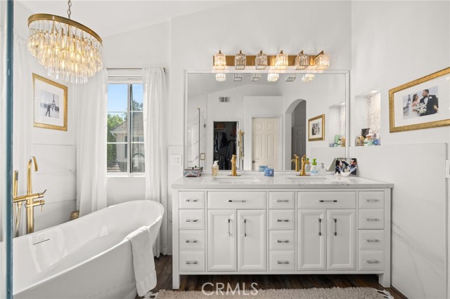 73 Northern Pine, Aliso Viejo CA: https://media.crmls.org/medias/07b857cd-ab0b-42ba-884d-7cc2d34143de.jpg