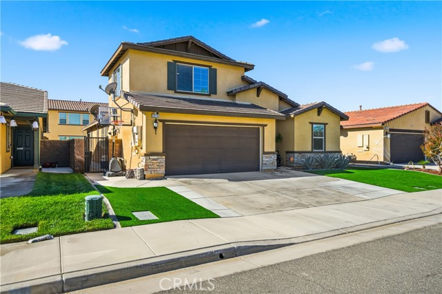 Detail Gallery Image 3 of 54 For 29193 Black Oak, Lake Elsinore,  CA 92530 - 3 Beds | 2 Baths