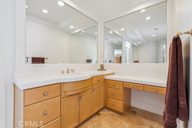 Detail Gallery Image 44 of 60 For 807 Alderdale Ct, Newbury Park,  CA 91320 - 5 Beds | 4 Baths