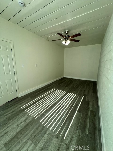 Detail Gallery Image 16 of 19 For 635 1/2 Plam Dr, Glendale,  CA 91202 - 2 Beds | 1 Baths