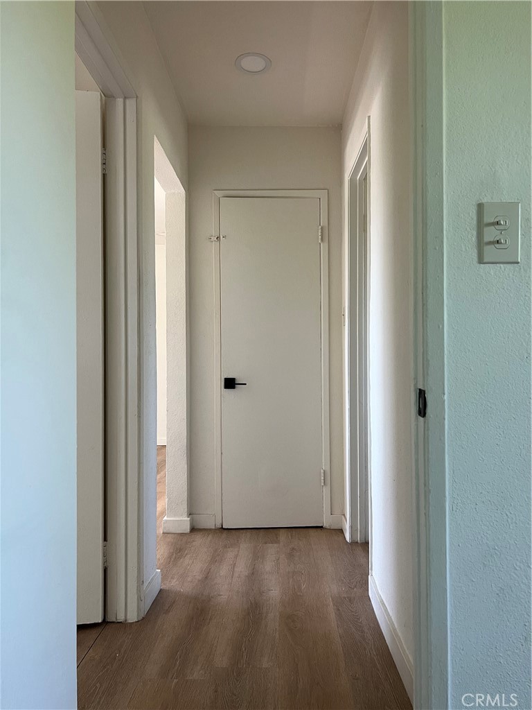 https://media.crmls.org/medias/07b92871-16cf-4613-b258-9b9e617291f3.jpg?preset=X-Large