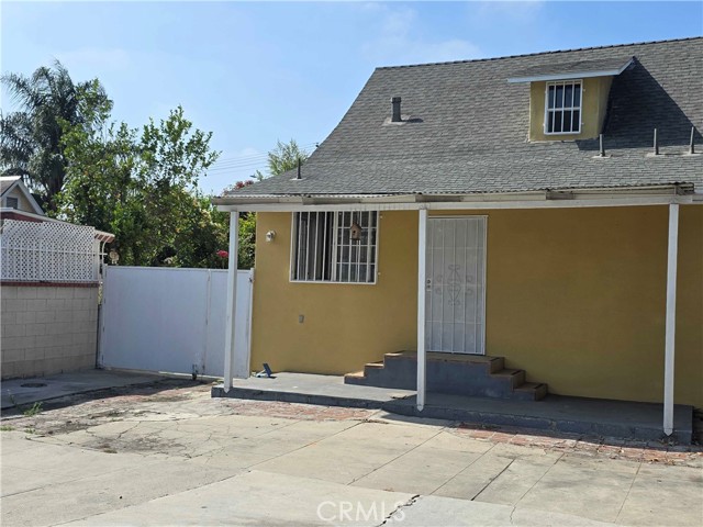 123 E Gage Avenue, Los Angeles CA: https://media.crmls.org/medias/07b962ed-b605-4746-9682-51294302d257.jpg