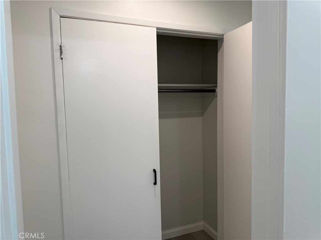 https://media.crmls.org/medias/07ba23c8-d441-4f64-bf34-dda5658eb116.jpg?preset=X-Large