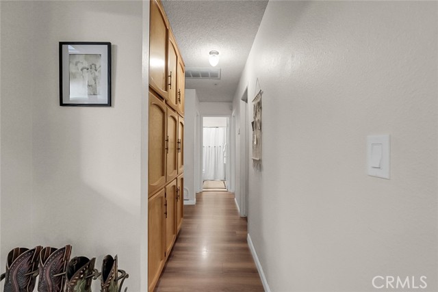 Detail Gallery Image 12 of 22 For 1213 E a, Oakdale,  CA 95361 - 3 Beds | 2 Baths