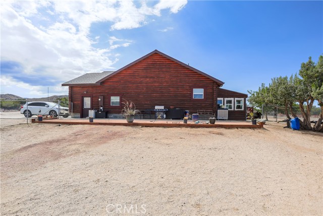 9569 E Avenue Y8, Los Angeles County, CA 93543 photo 6