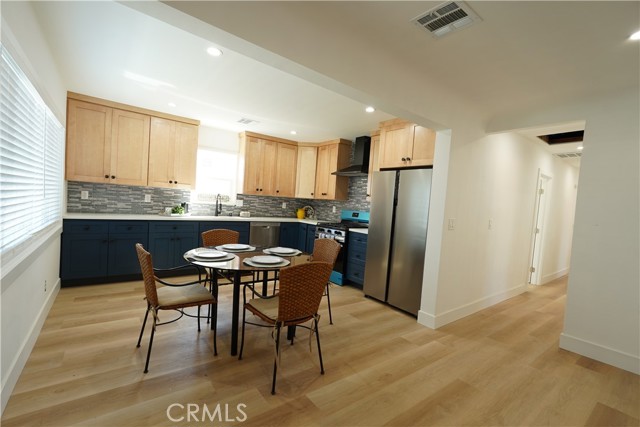 1850 W. 80th Street, Los Angeles CA: https://media.crmls.org/medias/07bb990c-3bed-492d-be0d-9cd4414a1213.jpg