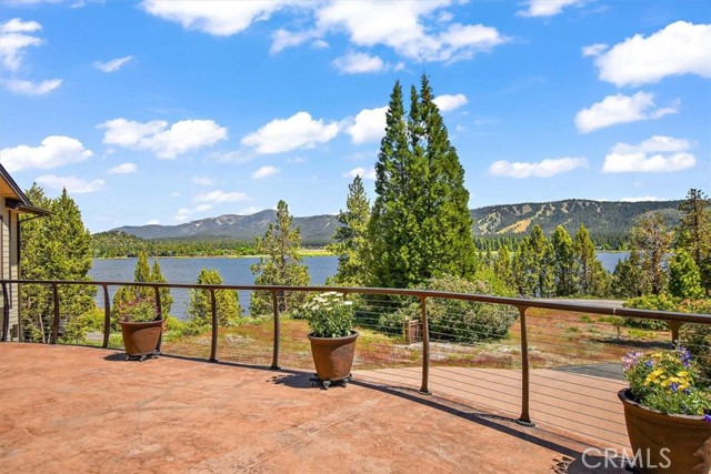 Detail Gallery Image 4 of 50 For 41611 St Hwy 38, Big Bear Lake,  CA 92333 - 4 Beds | 3/1 Baths