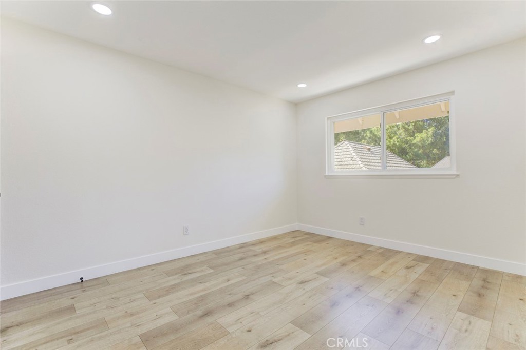MLS #GD26148508 image #35