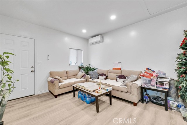 5291 Carnelian Street, Rancho Cucamonga CA: https://media.crmls.org/medias/07bd920a-16ed-43db-b7fb-f6d5a34d9da1.jpg
