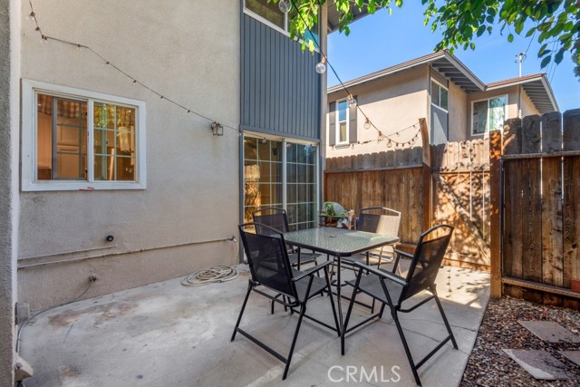 Detail Gallery Image 18 of 22 For 10403 Stratton Ct, Cypress,  CA 90630 - 4 Beds | 2/1 Baths