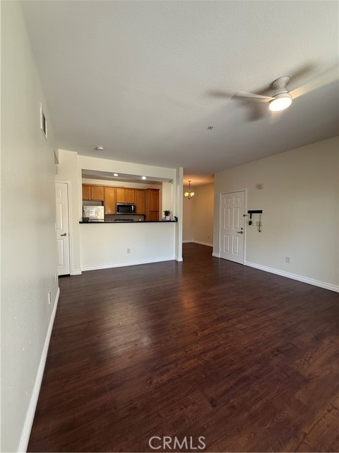 Detail Gallery Image 4 of 19 For 375 Central Ave #113,  Riverside,  CA 92507 - 3 Beds | 2 Baths