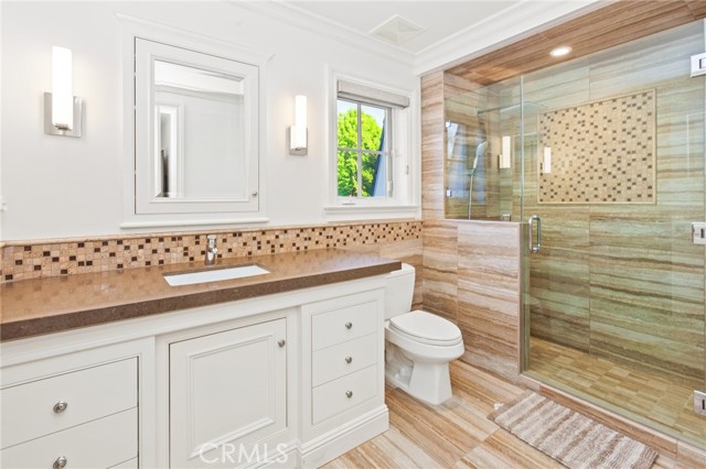 Detail Gallery Image 46 of 65 For 8 Rue Verte, Newport Beach,  CA 92660 - 3 Beds | 3/1 Baths