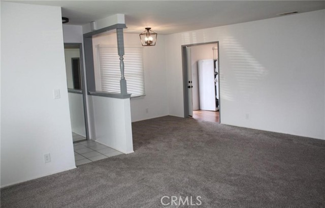 3585 Timothy Way, Riverside CA: https://media.crmls.org/medias/07bf5eb1-fb3d-4a36-94e9-9f9b3224a711.jpg
