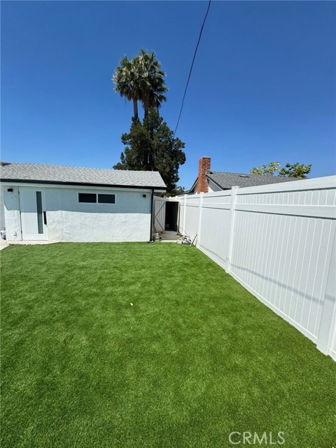 7258 Ponce, West Hills CA: https://media.crmls.org/medias/07bf9d50-243b-4f83-80fd-b70f93237b7a.jpg