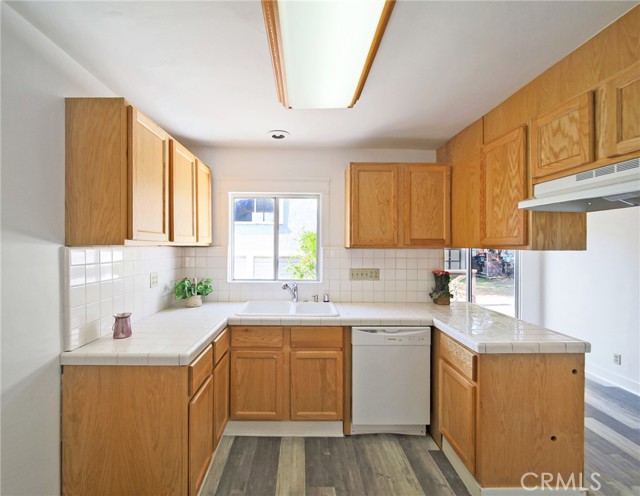 7709 Beckett Street, Tujunga CA: https://media.crmls.org/medias/07bfdcbc-b23e-4b11-98f1-bf2ca61a448a.jpg