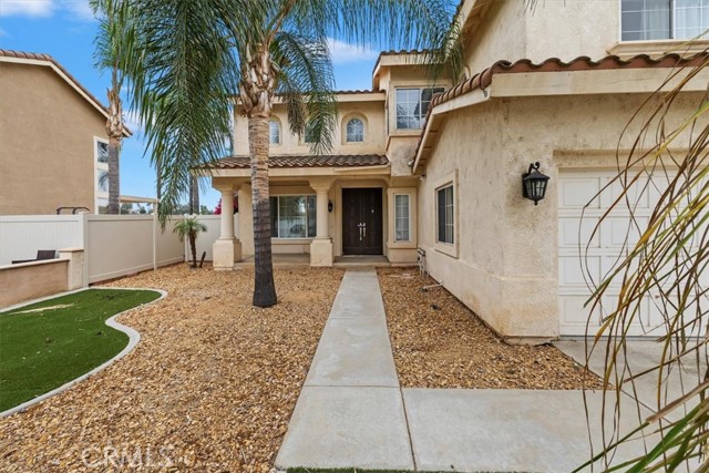 Detail Gallery Image 2 of 32 For 23685 Coldwater Ct, Moreno Valley,  CA 92557 - 5 Beds | 3/1 Baths