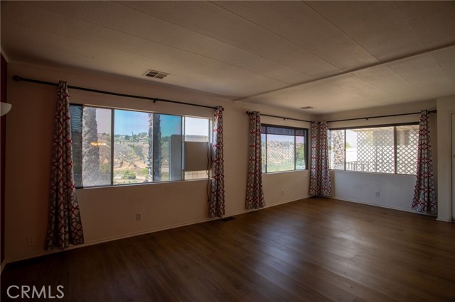 Detail Gallery Image 6 of 32 For 15181 Van Buren Bld #101,  Riverside,  CA 92504 - 2 Beds | 2 Baths