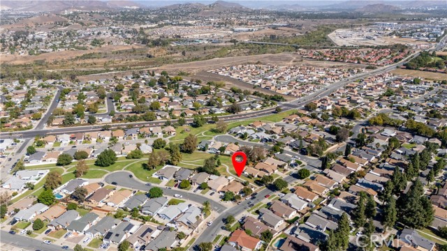 Detail Gallery Image 8 of 22 For 7000 Batavia, Riverside,  CA 92503 - 4 Beds | 2 Baths