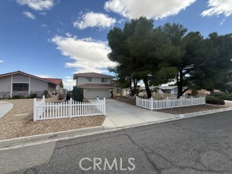 3 Bed Home for Sale in Helendale, California
