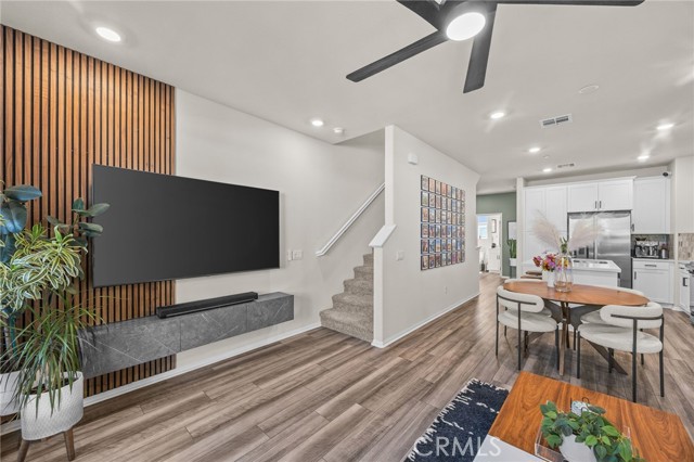 1752 Cayton Loop, West Covina CA: https://media.crmls.org/medias/07c3f756-b8e8-4d28-a4bc-decd2bb128bf.jpg