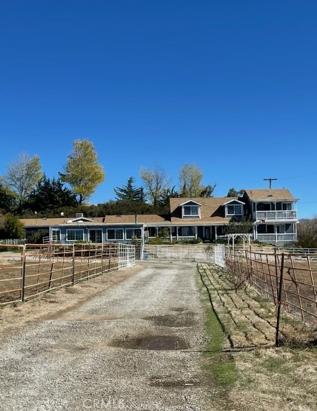37310 Bautista Canyon Road, Anza CA: https://media.crmls.org/medias/07c4c763-88a0-4099-b346-bf3f1bd574b6.jpg