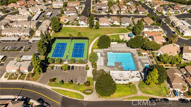 Detail Gallery Image 72 of 73 For 12 Oakdale, Irvine,  CA 92604 - 5 Beds | 3 Baths