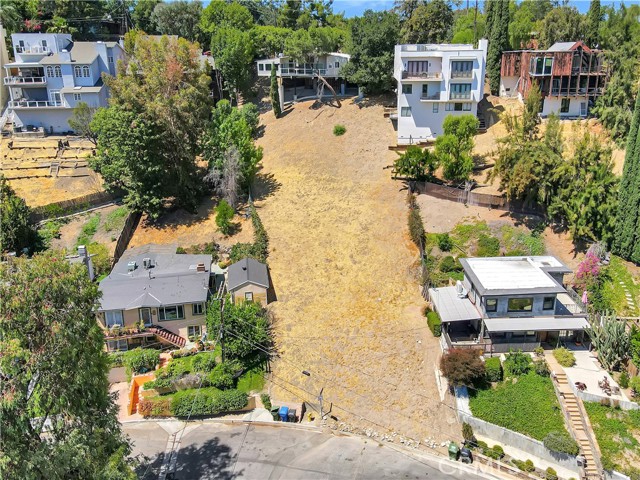 Detail Gallery Image 28 of 29 For 5102 Medina Rd, Woodland Hills,  CA 91364 - 2 Beds | 2 Baths