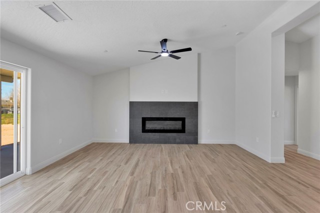 Detail Gallery Image 13 of 45 For 9432 Wasco, Hesperia,  CA 92345 - 4 Beds | 2/1 Baths