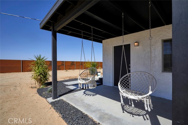 Detail Gallery Image 5 of 69 For 677 Cypress Rd, Joshua Tree,  CA 92252 - 2 Beds | 2 Baths