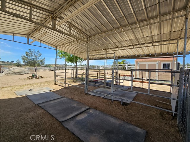 Detail Gallery Image 17 of 74 For 49030 Arabian Ct, Aguanga,  CA 92536 - 3 Beds | 2 Baths