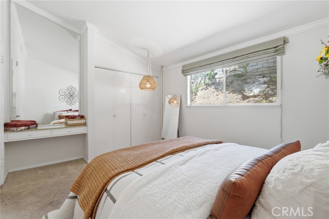 2 Bed Home for Sale in Newhall, California