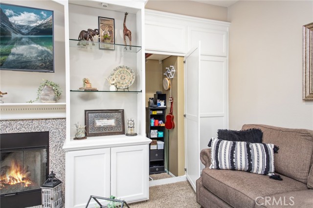 6347 Lyndsey Street, Eastvale CA: https://media.crmls.org/medias/07c94ac1-118c-4d20-9494-6a562609581f.jpg