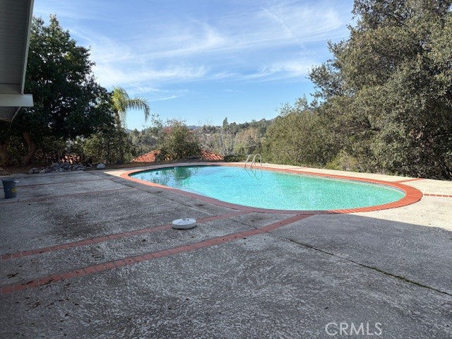 Detail Gallery Image 13 of 23 For 2124 Patagonia Dr, La Canada Flintridge,  CA 91011 - 4 Beds | 2/1 Baths