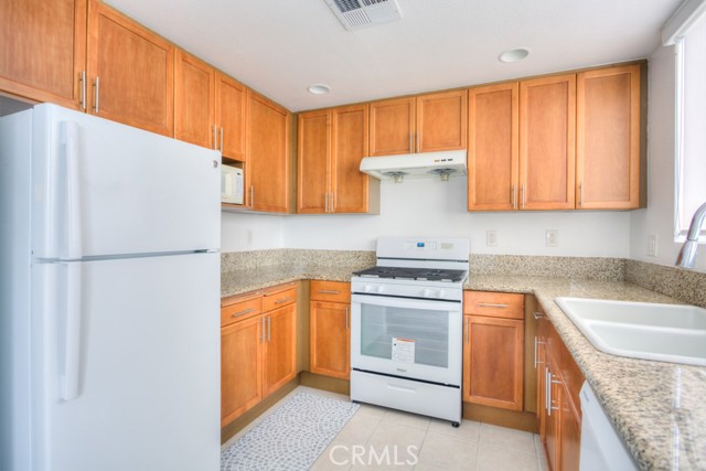 Detail Gallery Image 17 of 41 For 580 W Main #302,  Alhambra,  CA 91801 - 2 Beds | 2 Baths