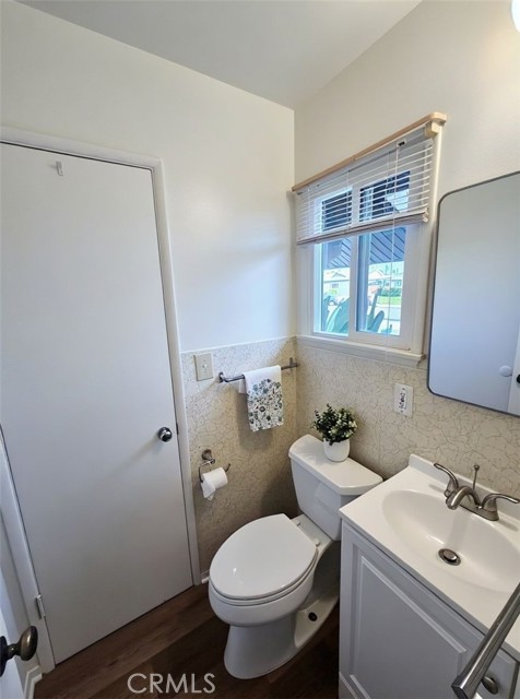 Detail Gallery Image 17 of 25 For 907 Thomas Ave, Redlands,  CA 92374 - 4 Beds | 1/1 Baths