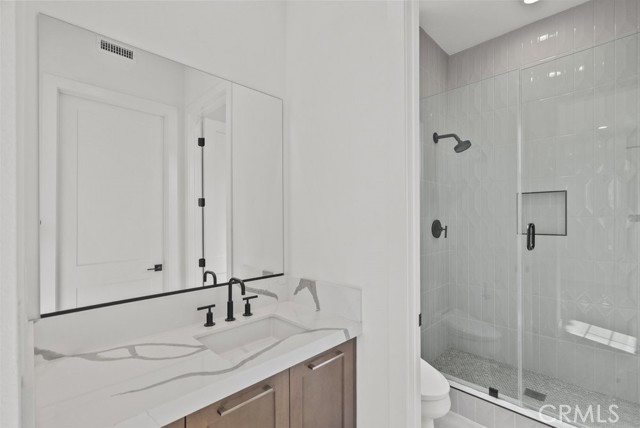 20434 W Albion Way, Porter Ranch CA: https://media.crmls.org/medias/07ca4bdc-5c57-4e8f-be6e-aff285a56c78.jpg
