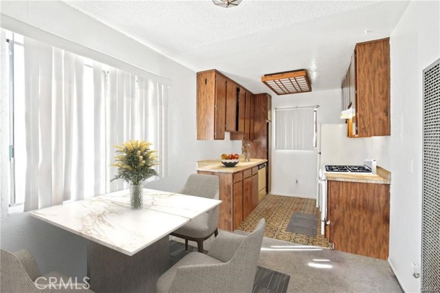 Detail Gallery Image 5 of 7 For 9054 Willis, Panorama City,  CA 91402 - 3 Beds | 2 Baths