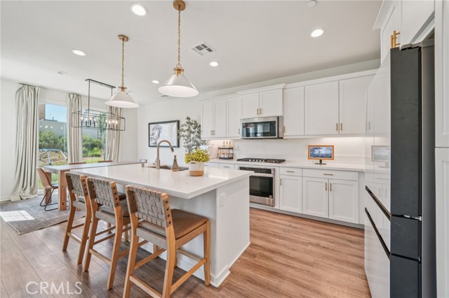 Detail Gallery Image 18 of 68 For 28331 Harvest Gold Ct, Menifee,  CA 92584 - 4 Beds | 3 Baths