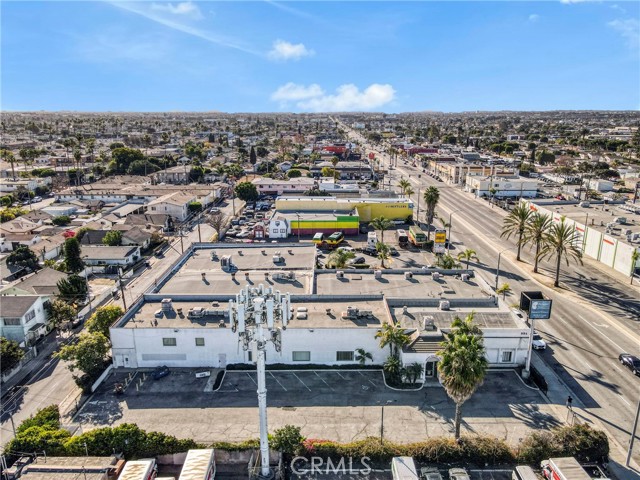 994 South La Brea Avenue, Inglewood, California 90301, ,Commercial Lease,For Rent,994 South La Brea Avenue,CRSB25022780