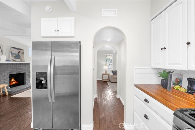 9 W Avenida Cornelio, San Clemente CA: https://media.crmls.org/medias/07cb2da1-af31-4214-bed9-13b648d61d65.jpg