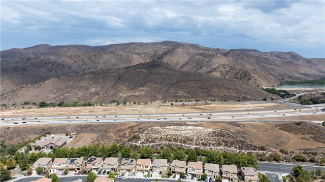 Detail Gallery Image 36 of 38 For 25430 Temescal Valley Ln, Corona,  CA 92883 - 4 Beds | 2/1 Baths