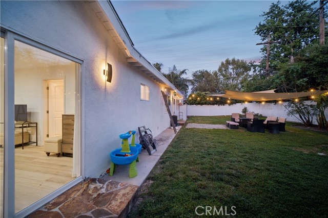 Detail Gallery Image 45 of 46 For 23414 Clarendon St, Woodland Hills,  CA 91367 - 5 Beds | 4 Baths