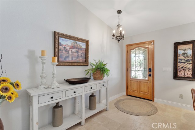 Detail Gallery Image 14 of 52 For 13606 Iroquois Rd, Apple Valley,  CA 92308 - 4 Beds | 2 Baths