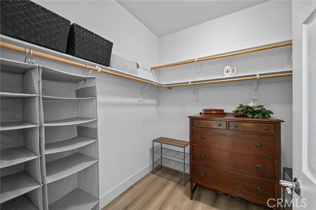 9121 Wooded Hill Drive, Corona CA: https://media.crmls.org/medias/07cdb191-a335-4074-8bbc-1441178bd9d9.jpg