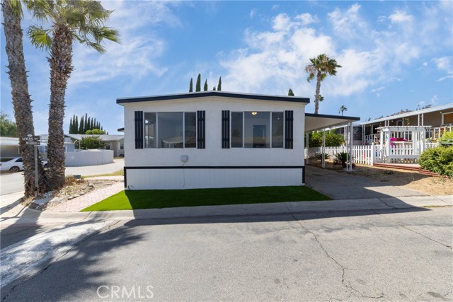 6130 Camino Real, Jurupa Valley CA: https://media.crmls.org/medias/07cdcc29-a41c-46cc-9a25-e1a0557f35a9.jpg