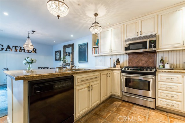 33 Seaview Drive S, Rolling Hills Estates, California 90274, 3 Bedrooms Bedrooms, ,2 BathroomsBathrooms,Residential,Sold,Seaview Drive S,SB17028621