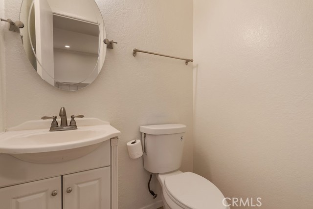 555 South Azusa Avenue, 52 photo 14