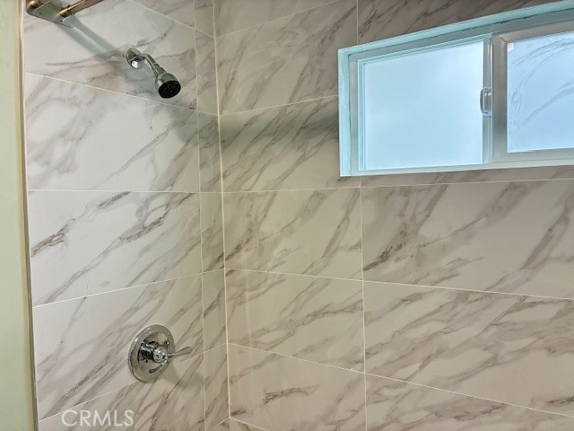 https://media.crmls.org/medias/07cfcd3c-0ac3-4b1a-a1c7-1ec17a20ee9d.jpg?preset=X-Large